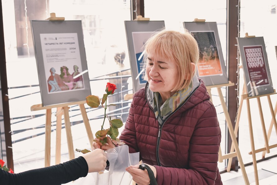 Писатель 23 ноября. День рождения репортаж. Москва дни Сервантеса фото.